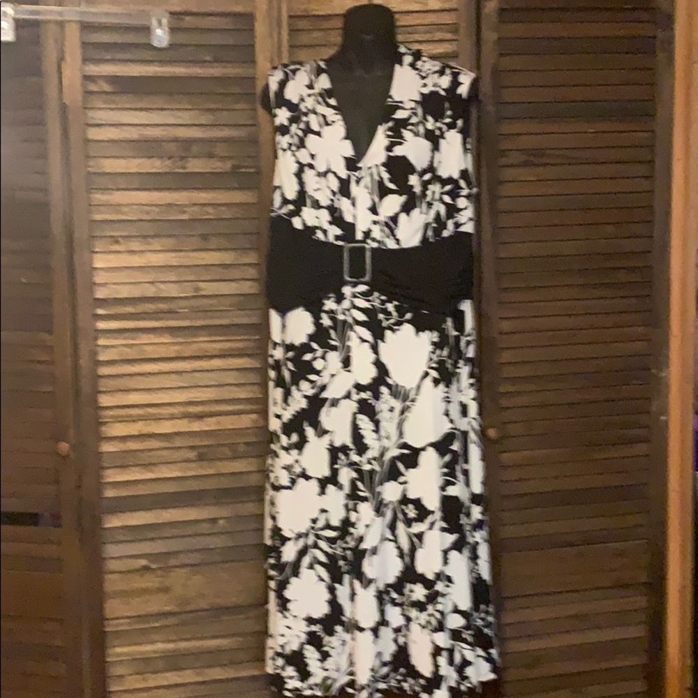 Ladies dress